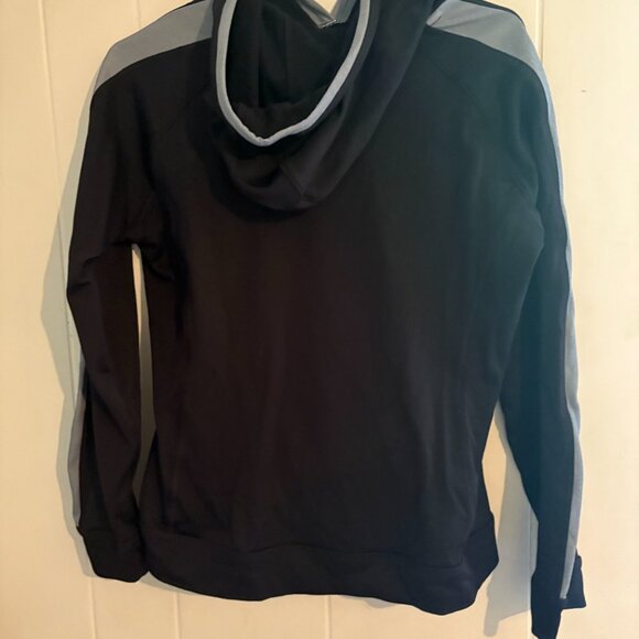 Under Amour Black and Grey Hoodie in a size Medium - Picture 2 of 2
